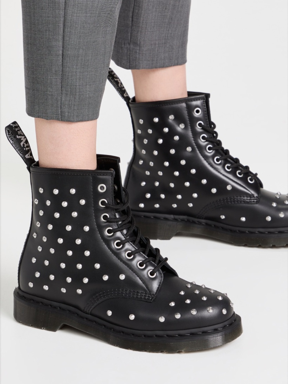 Dr. Marten’s 1460 Wanama Stud Lug Sole 90’s Y2K Baddie Punk Combat Boots Size 5